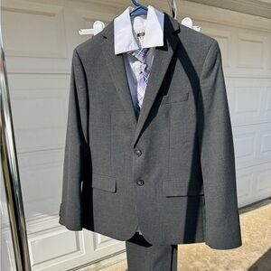 Joseph Abboud Charcoal Suit sz youth boys 16